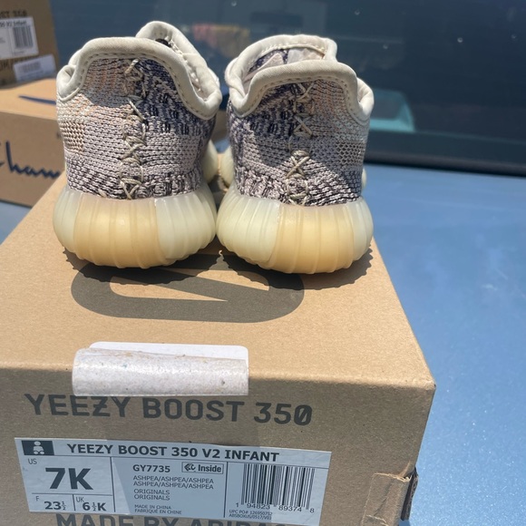 Yeezy 350 7k toddler - Picture 4 of 4